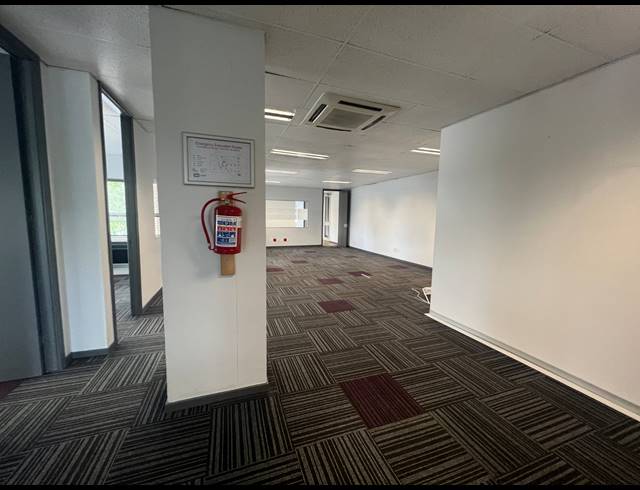 270M² OFFICE TO LET IN ILLOVO